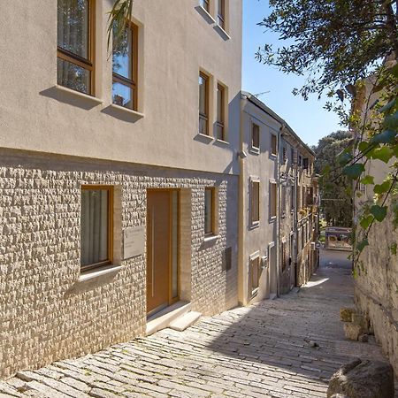 Pula Residence Rooms And Apartments Old City Center Экстерьер фото