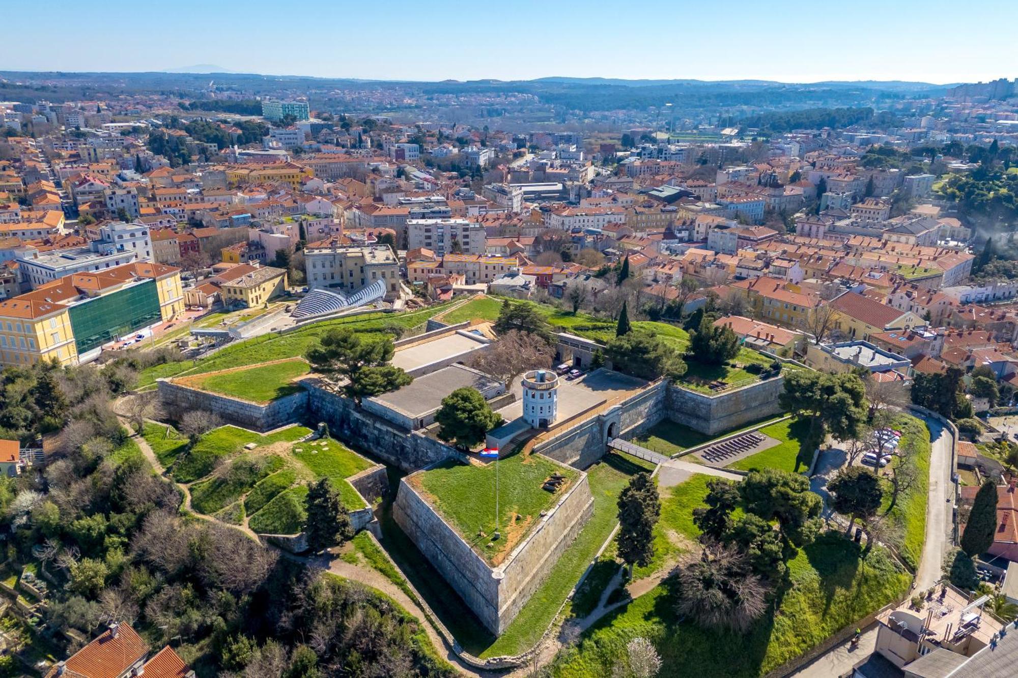 Pula Residence Rooms And Apartments Old City Center Экстерьер фото