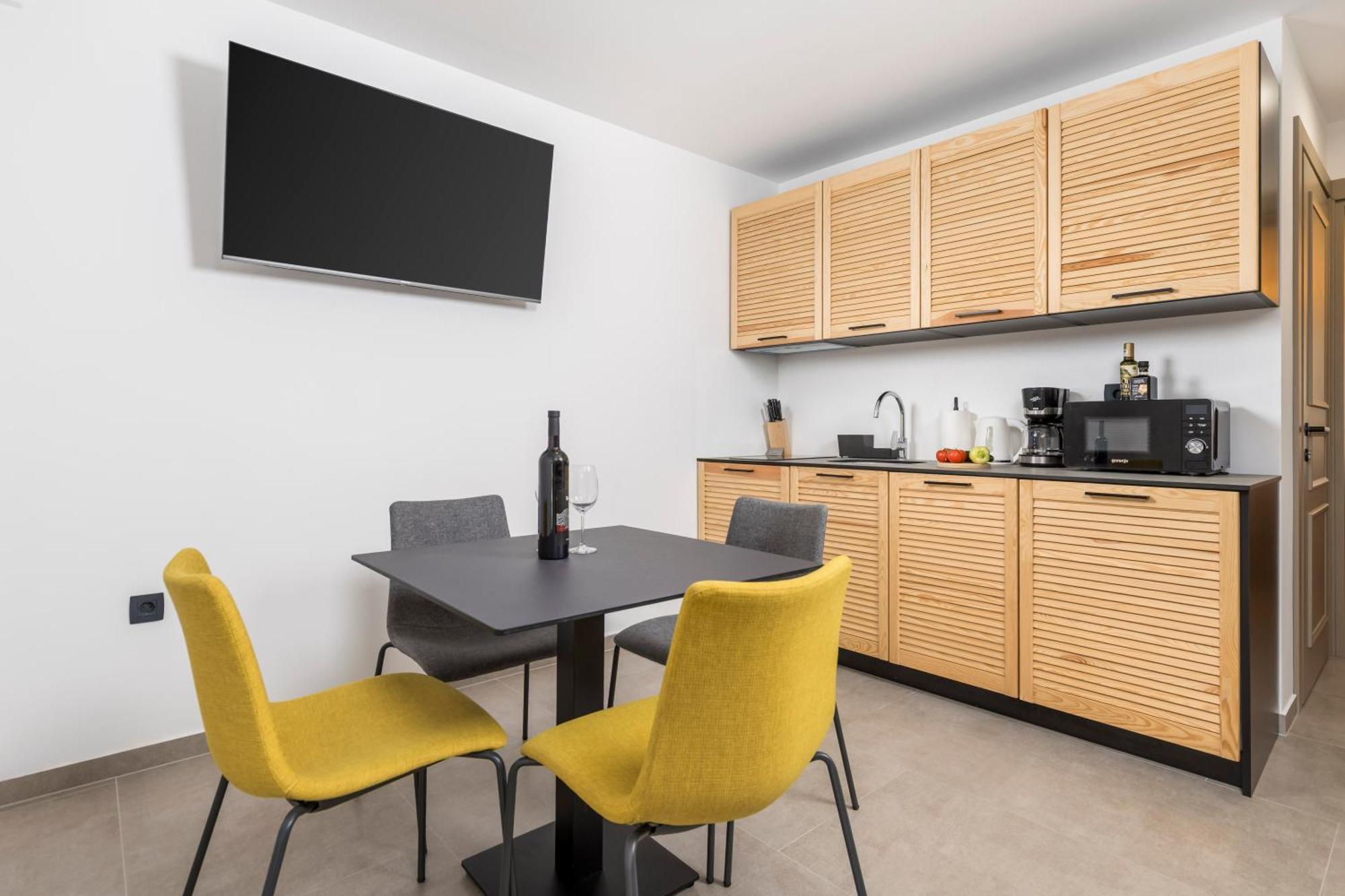 Pula Residence Rooms And Apartments Old City Center Экстерьер фото